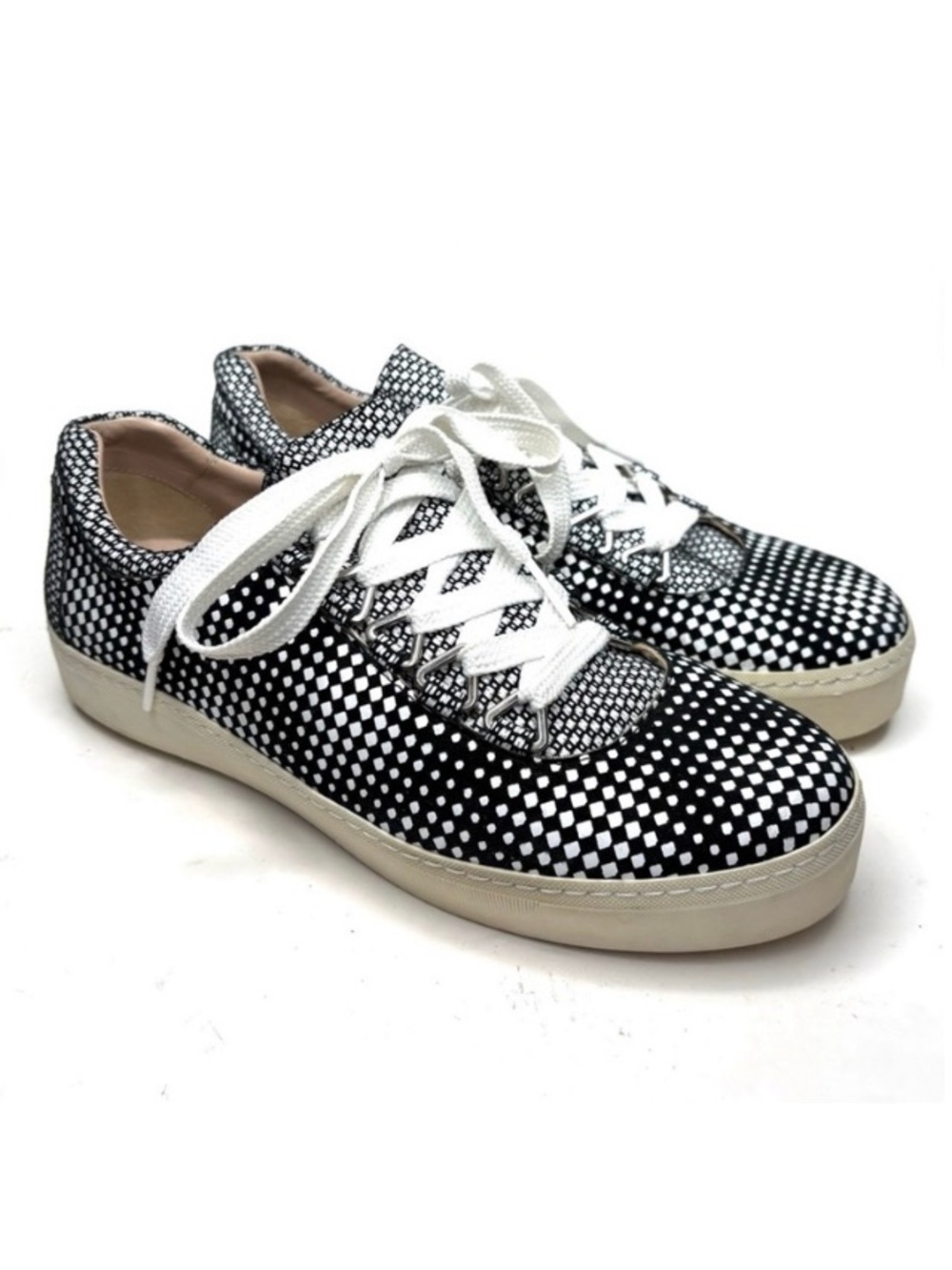 Stuart Weitzman Leather Graphic Print Gaming Sneakers